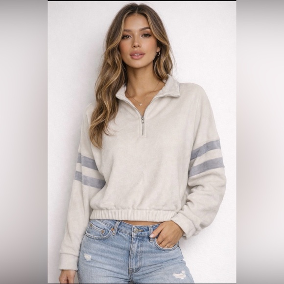 POL Tops - POL!! POL!!! Cream & Grey Velour Crop Quarter Sleeve Zip-Up Track Pullover